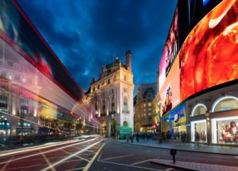 Станет ли DOOH господствующим форматом наружной рекламы в 2019 году? Мнения экспертов британского рынка