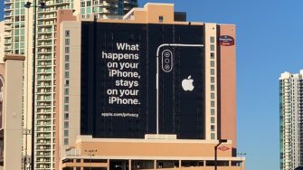 Apple подчеркнула, что не продаёт данные пользователей — «в отличие от конкурентов»