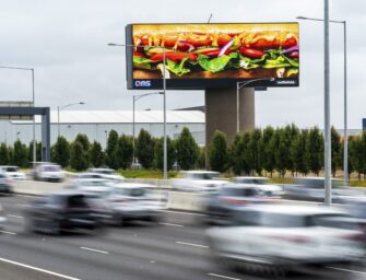 Subway проводит кампанию без логотипа и названия бренда